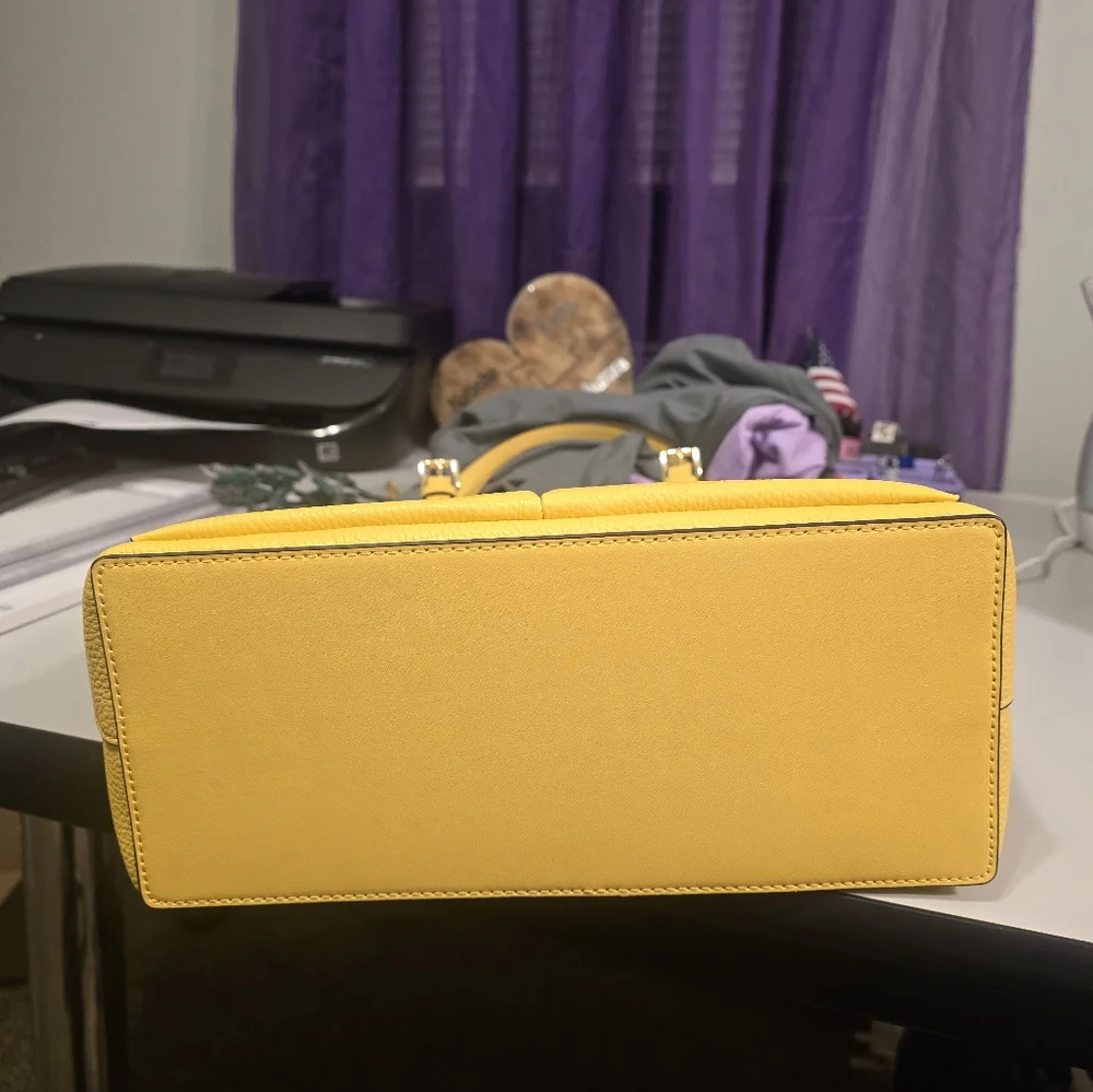 Michael Kors Yellow Leather Tote Bag - Picture 4 of 6